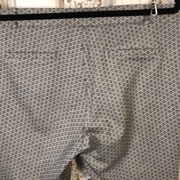 Betabrand Pull On Gray Patterned Knit Tapered Leg Pants Size XL Petite - Picture 8 of 10